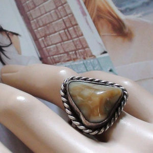 Antique Ring size 7 Vintage NATIVE American Navajo OLD CRAZY HORSE SIZE 7